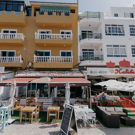 First Sea Line, 3 Bedroom, Los Abrigos, South Of Tenerife شقة *
