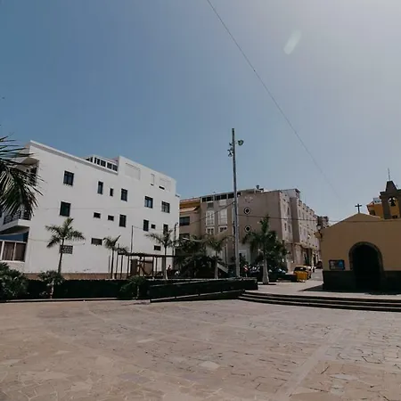 First Sea Line, 3 Bedroom, Los Abrigos, South Of Tenerife لوس أبريغوس